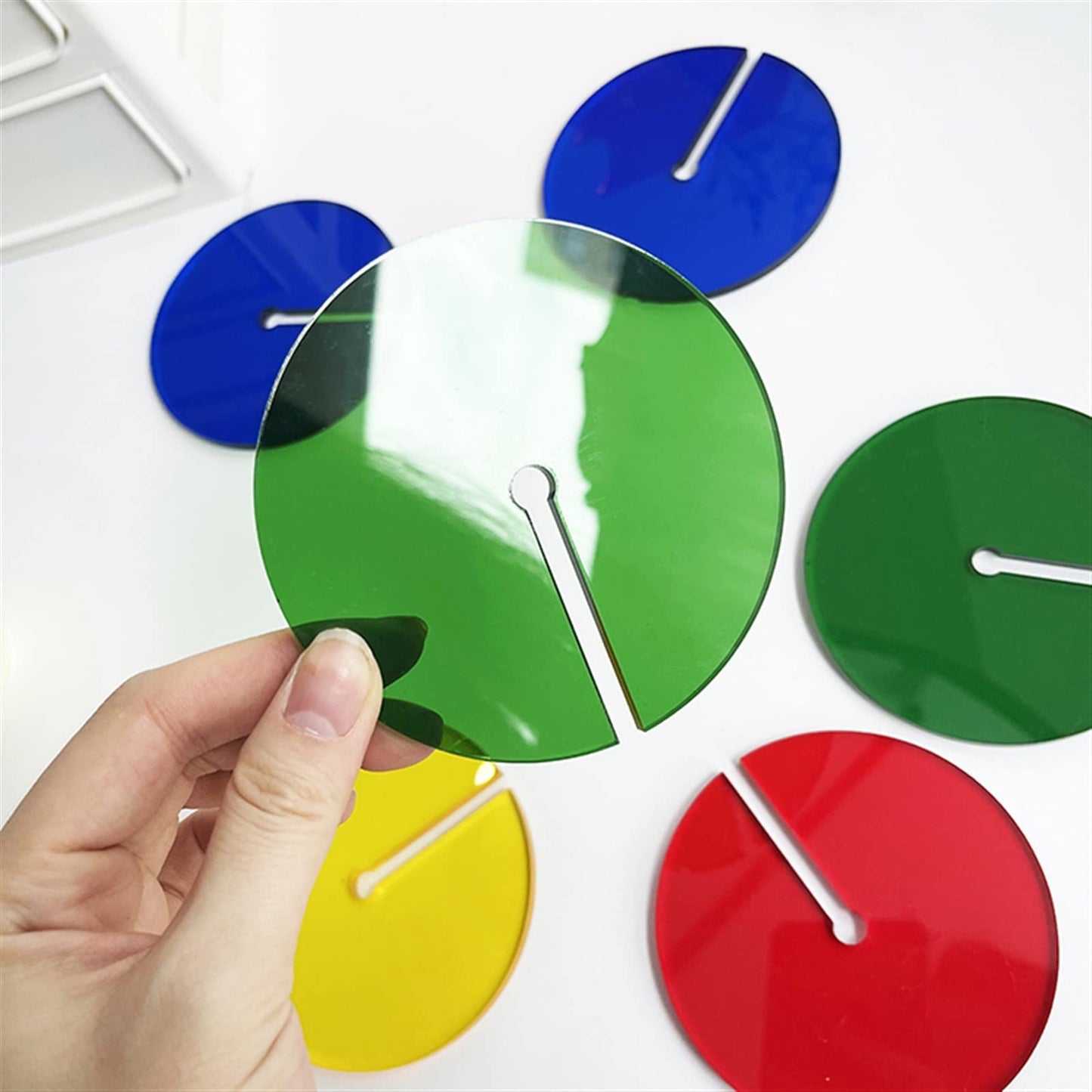 3.9 inch Creative Acrylic Rainbow Coasters, Coffee Tea Drink Mug Pads Bar Restaurant Shooting Props Cup Mat